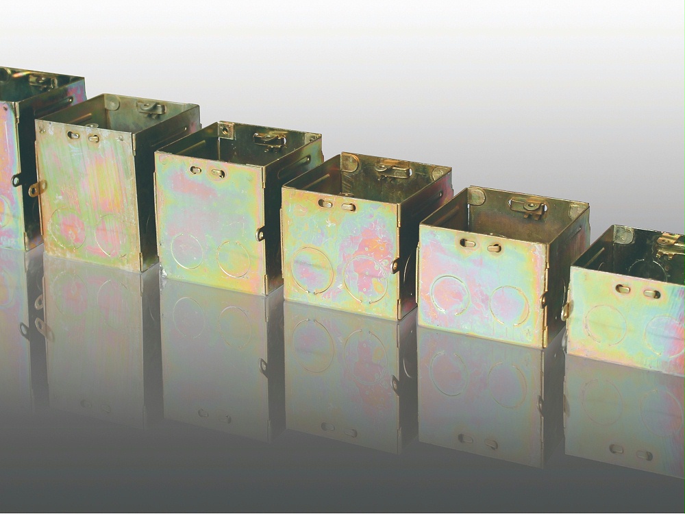 草莓影院在线观看jdg线盒