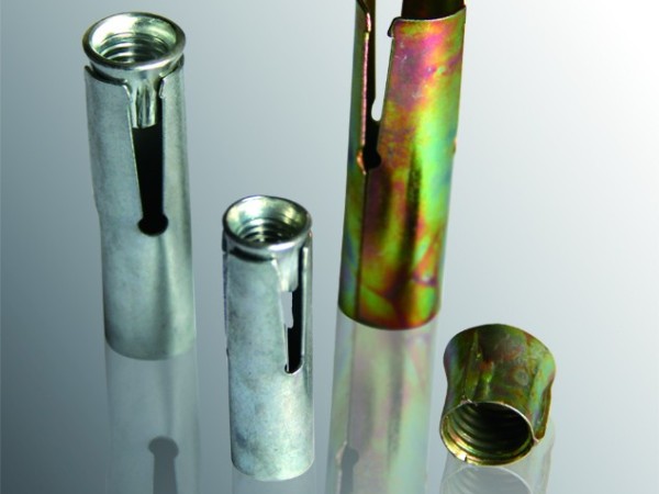 草莓影院在线观看拉暴